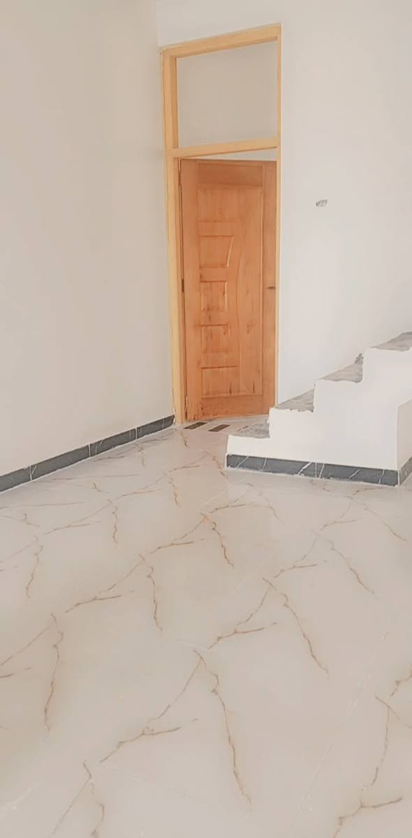 ❤️🦋🏠مشتمل للبيع بالسفحة  ال8الاف شارع احمد الوائلي خدمات كاملة واصلتة قريب ع الشارع العام  100متر طولاني  طابو صرف با اسم راعية تحويل مباشر بناء درجة اولى غير مسكون يباع نقد سعرة 51وبي مجال للشراي   الحقيقة  احلى من الصور    للاستفسار اتصل📞 ع رقم ***********  مكلفة بالنشر ❤️🦋
