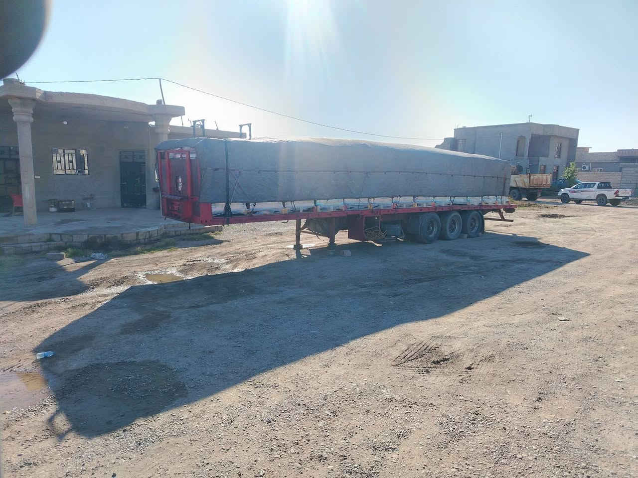 السلام عليكم اعادة نشر بسبب الوعود الكاذبه   عربانه المانيه 13/60 ثلاجه ومطبخ وصناديك فرشه خشب ع الشغل. تم تنزيل السعر الئ 25 ورقه مكان العربانه كركوك ***********
