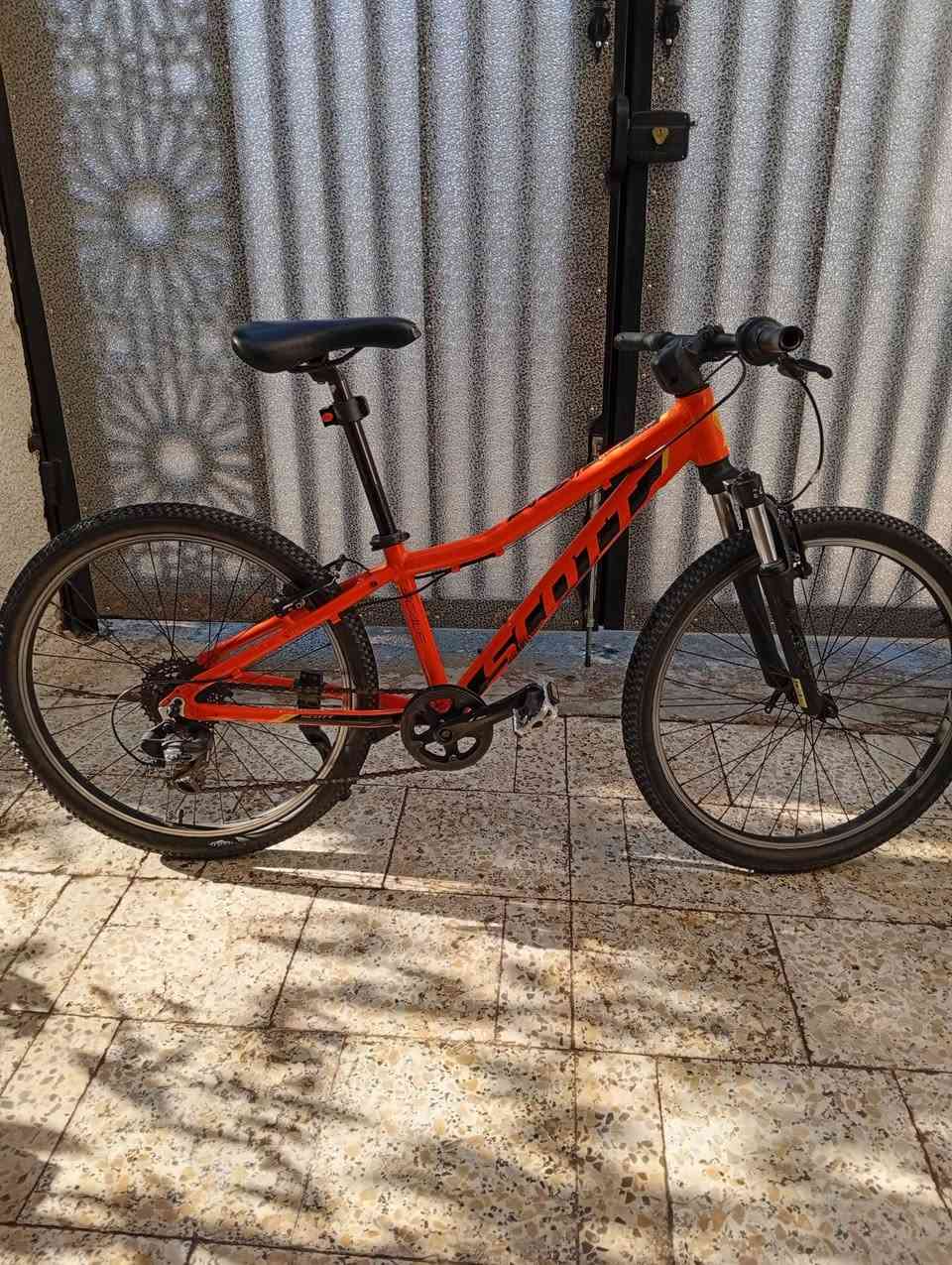 للبيع حجم 26
سكوت أمريكي
سعر 175


**إذا كنت صاحب هذا الإعلان وتريد حذفه لأي سبب، رجاءا أرسل رسالة إلى الدعم الفني**