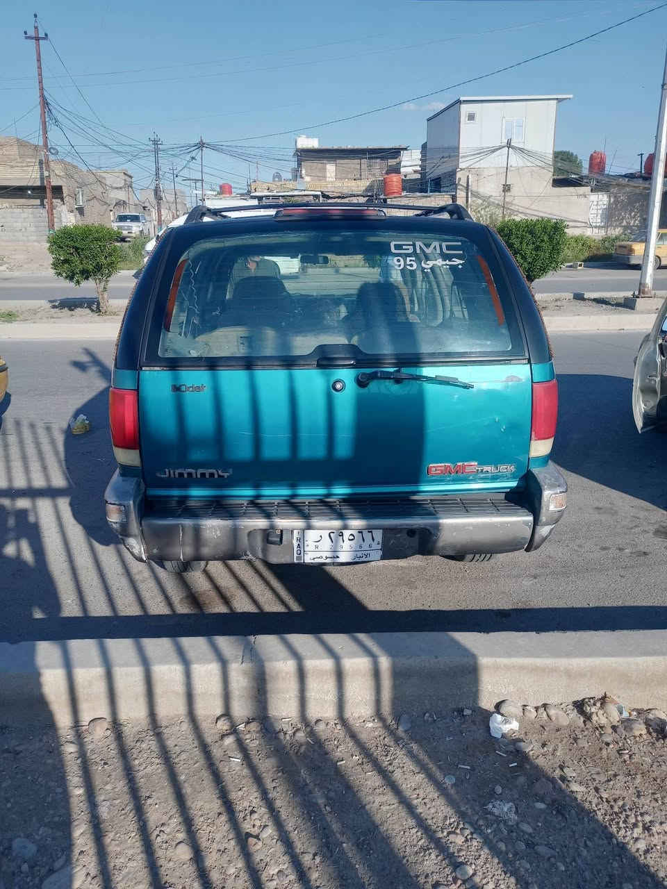 سلام عليكم بلايزر جيمي 1995 مشروع وطني سنويه الحد 2028مكان السيارة بغداد سعر 40   
***********
