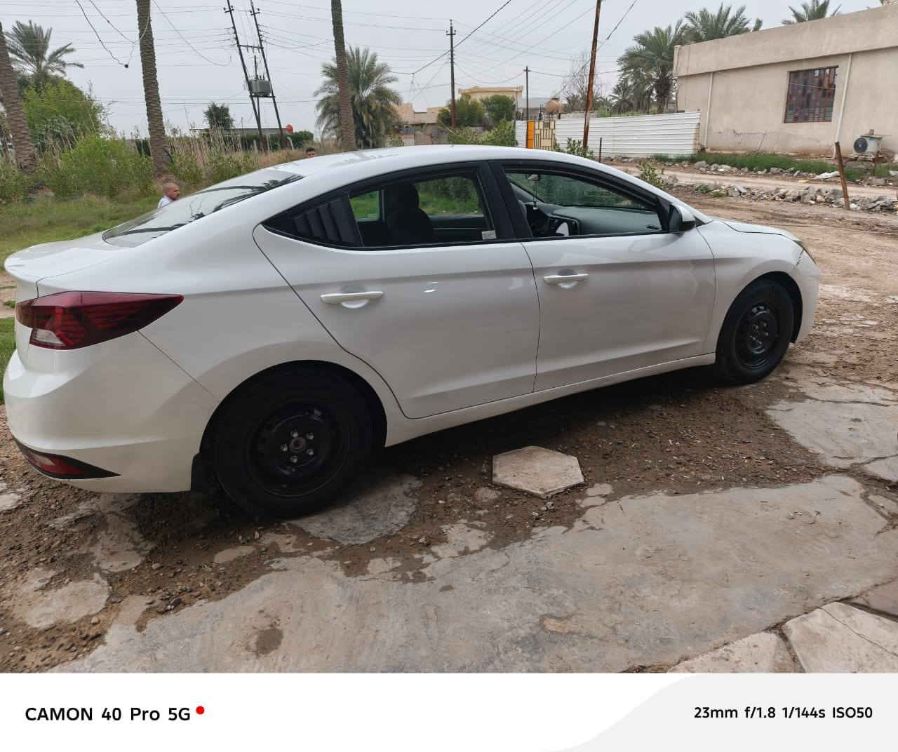 السلام عليكم النترا موديل 19 حادثها سرقة بنيد فقط مع تكحيل قليل بالجاملغ مكان السيارة. بغداد الدورة سونار مرفق مع الصور *********** سعر ١٢٤ وبيه مجال قليل
