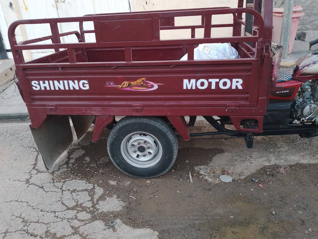 السلام عليكم ستوته موديل 2013منفيس كامل اصلي شرط انطيك هوه الماطور كل عيب مابيها كهربائيات ومدري شنو كلها كامل من الطول للطول الماطور كل عيب مابيها مرتبه محولها تقريبا مسويها غرفه مقبط كامل ونظيفه الماطور واي شي مابيها السعر 1مليون والعنوان اربيل للتواصل *********** أربيل, العراق
