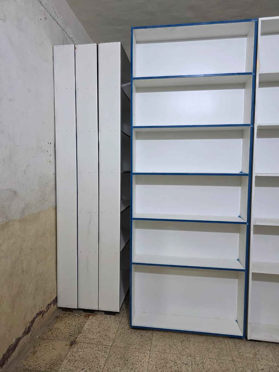 للبيع فاترينات جديد الاتصال *********** وتساب العماره ميسان عمارة, ميسان
