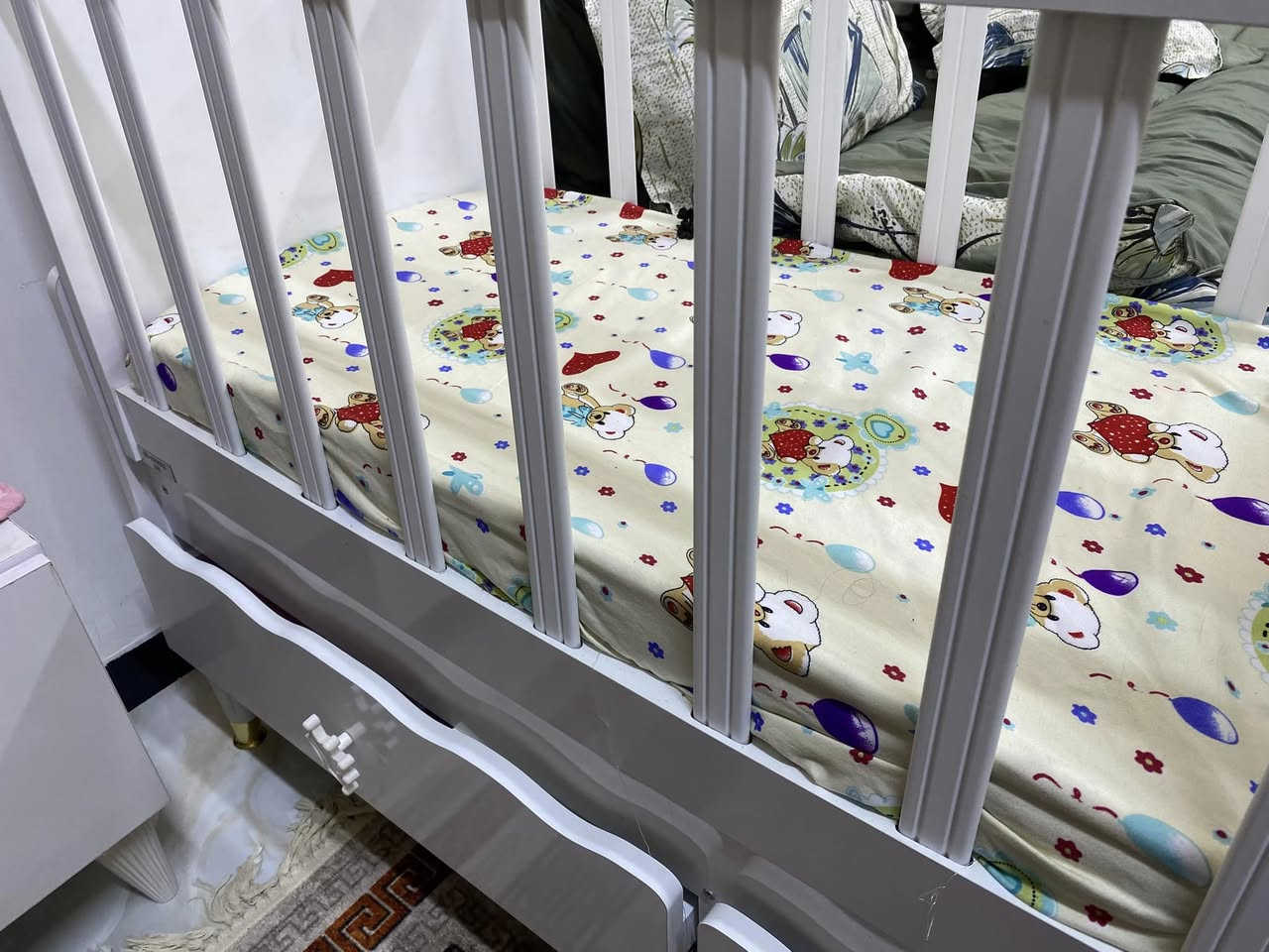 مرحبا عندي هذا السرير للبيع استخدام قليل يمكن 3 اشهر هيج وكدامكم بعده جديد مصوره ادق التفاصيل السعر 100 وماخذته ب200 هذا مو السوكي ابو 75 يختلف كلش ثكيل وتكمه وحتى ما مستخدم هوايه وكدامكم بعد الصور
مكاني بغداد /حي الجهاد


**إذا كنت صاحب هذا الإعلان وتريد حذفه لأي سبب، رجاءا أرسل رسالة إلى الدعم الفني**