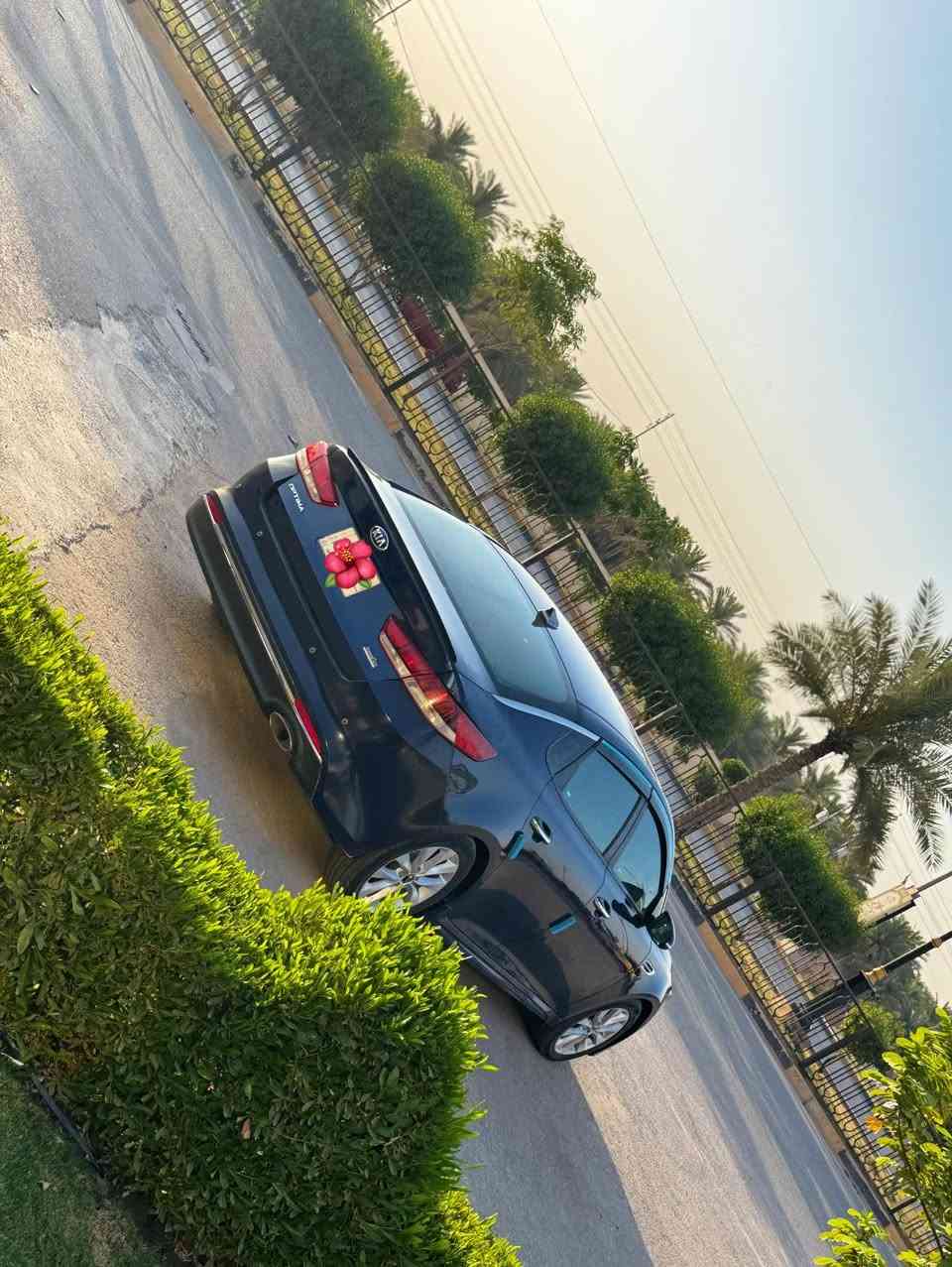 🚗 للبيع كيا أوبتيما FE موديل 2017 🚗
أو مراوس حسب القناعه 

✨ لون أزرق ملكي مميز وجذاب

✨ محرك 2400

السياره بدون ايرباك 

🔹 المواصفات والتجهيزات:  

✔️ شاشة كاميرا خلفية  دواره 

✔️ حساسات خلفية  

✔️ لايتات LED ذكية  

✔️ تحكم كامل من الستيرن  

✔️ نظام مراقبة النقطة العمياء (Blind Spot)  

✔️ رادار مانع اصطدام  

✔️ ويل كب قياس 17 إنج  

✔️اشاير بل مري 

🔹 حالة السيارة:

✅ السيارة كاملة مكملة ونظيفة جدًا  

✅ محافظة عليها بشكل ممتاز واستخدام شخصي  

✅ صور الحادث موضحة بكل شفافية، والضرر كان كما ظاهر بالصور فقط لا غير  

✅ السنوية سارية 

✅ جاهزة للفحص والمعاينة

💰 السعر: 130 وبيها مجال 

📞 للتواصل:

***********

🔥 سيارة تجهيزات كاملة، ومحرك قوي. فرصة ممتازة لمن يبحث عن سيارة نظيفة ومريحة وجاهزة للاستخدام
