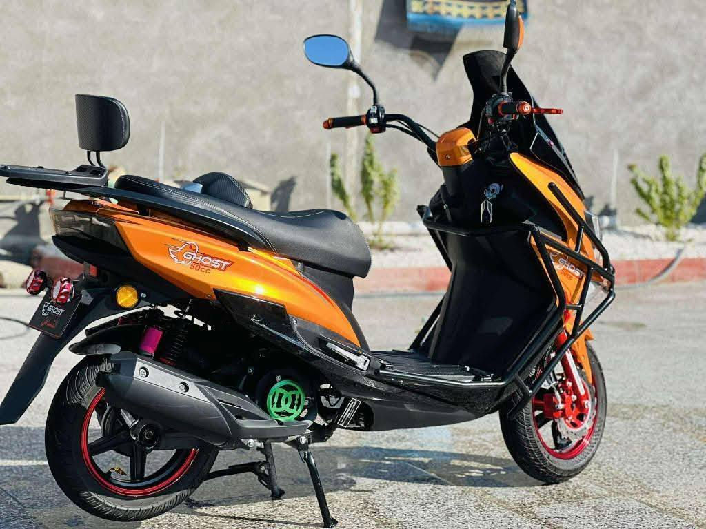 السلام عليكم دراجة سكنس موديل 2024 بصمه وتشغيل عن بعد ونظام حماية من السرقة كهربائيات  كلشي شغال الدراجة محرك نظيف ما مفتوح السعر 600 وبيها مجال مكاني حلة منطقة الدبلة للتواصل ***********
