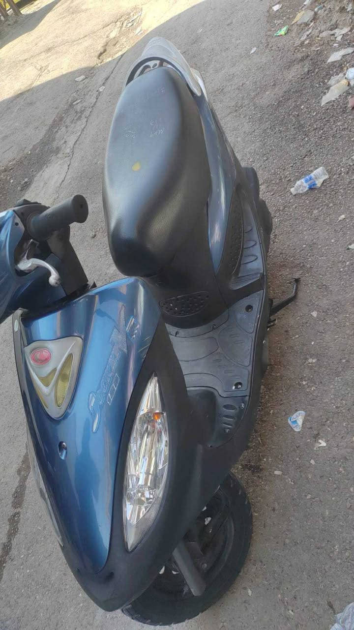 السلام عليكم دراجه كامكو  سرعتها١٤٠ للبيع الدراجه مكينه مكفول شلعه معدل الدراجه بنضافه الصور للبيع السعر ٦٥٠٠بيهه مجال المكان بغداد الامين .الدراجه ما مشيه مال رنبه بعدها.الرقم *********** متوفر وتساب
