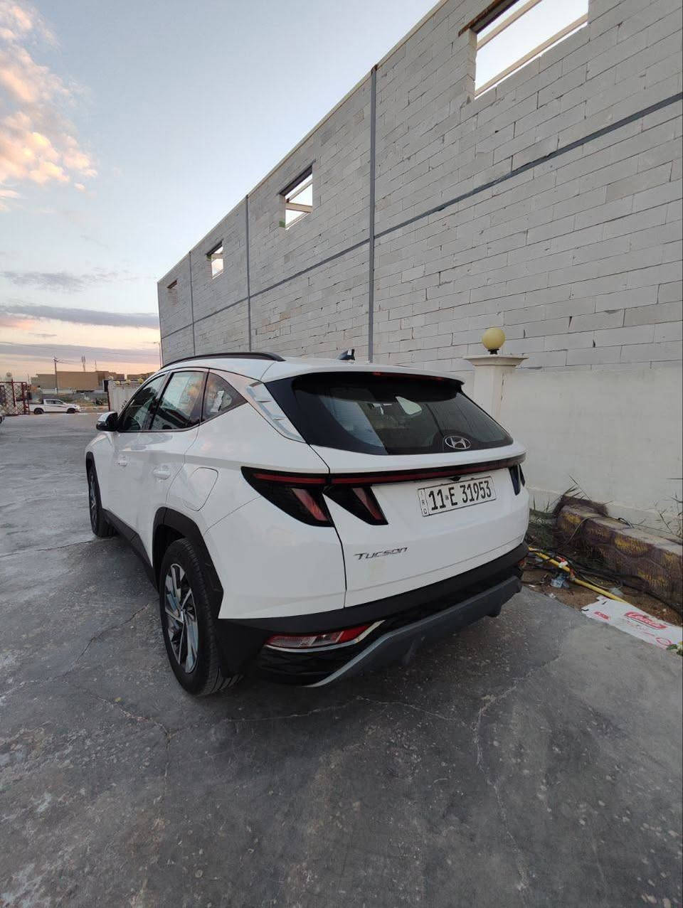 هونداي توسان موديل2024  ضمان شركة الت سك - ماشية 24كفالة عامة سعر السياره 225
المواصفات
بصمه تشغيل عن بعد 
بصمه ابواب عدد 2 
كراسي كهرباء 
برد خلفيه 
شاشه كبيره نظام خرائط
تحكمات 
كروز سرعه 
ثلاث انظمه قياده 
هند بريك بصمه  
حساس امامي خلفي  
لايت لد زنون                        
اريل زعنفة وباقي المواصفات سياره معروفه والسياره مال بيت وكلش مهتمين بيهه ابدلهه زيت رويل بيربل وافوال بانزيز سوبر ومحسن وحته وصولات تبديل الزيت والبنزين موجودات للثقه                                                                           📍مكان السياره الحله                                                           ***********
