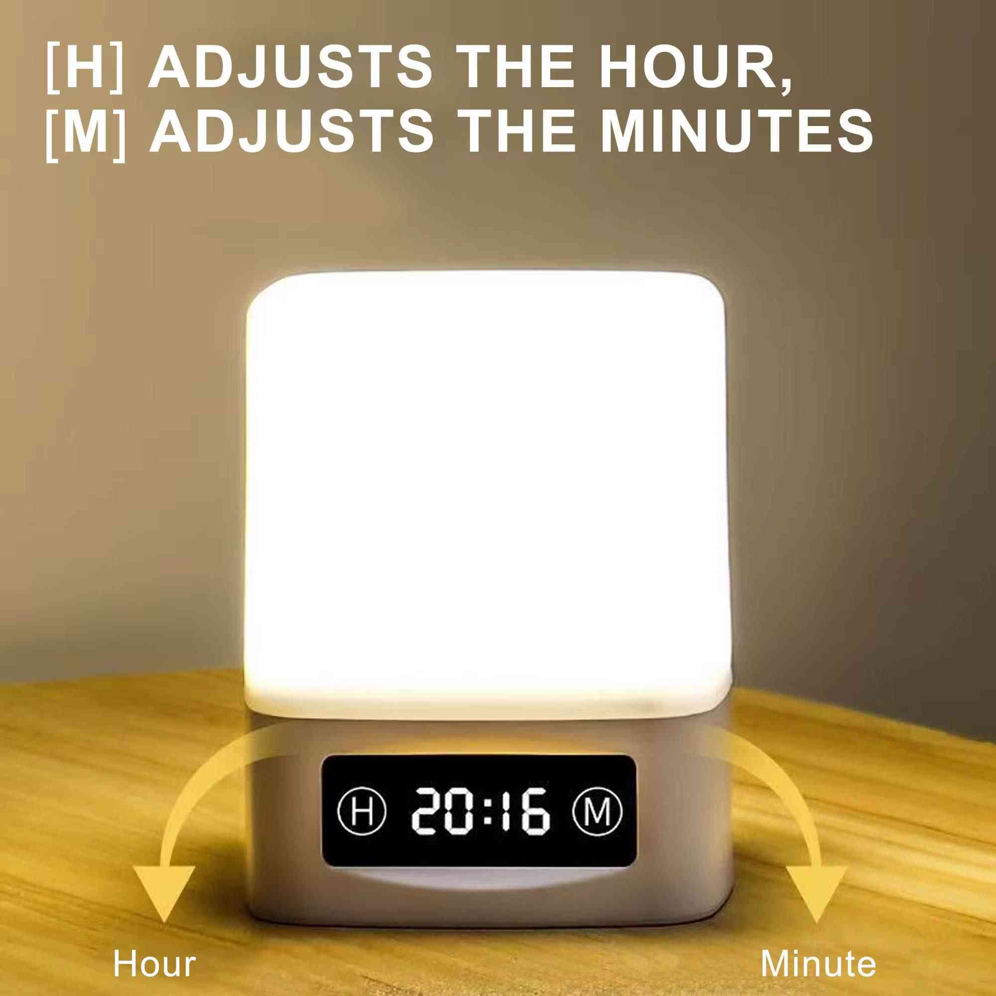 ضوء ليلي محمول باليد
الميزات الرئيسية: يتميز هذا المصباح الليلي بأنه محمول باليد ويعمل بلمسة زر، وله خاصية مؤقت، وشاشة عرض رقمية تُظهر الوقت في الصورة).
الشحن: يمكن شحن الجهاز باستخدام منفذ شحن من النوع C (Type-C).
الوظائف: هو مصباح متعدد الوظائف، خفيف الوزن وصغير الحجم، ويمكن استخدامه كمصباح يدوي محمول أو كمنبه.
الاستخدام: يمكن استخدامه في غرف النوم أو أثناء التخييم. 
(الارتفاع 9 سم —العرض 7 سم ) بغداد, العراق


**إذا كنت صاحب هذا الإعلان وتريد حذفه لأي سبب، رجاءا أرسل رسالة إلى الدعم الفني**