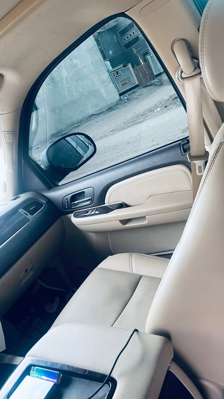 سلام عليكم يوكن 2011 ‏ وارد خليجي تخم تاير حدادي مكينة قير كله كفالة كفالة كل سيارة كفالة وبس شراي يطب عليها بدون زحمه سعر 125

***********
