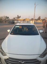 النترا ٢٠١٨ • فول مواصفات • فتحة سقف ويل ١٧