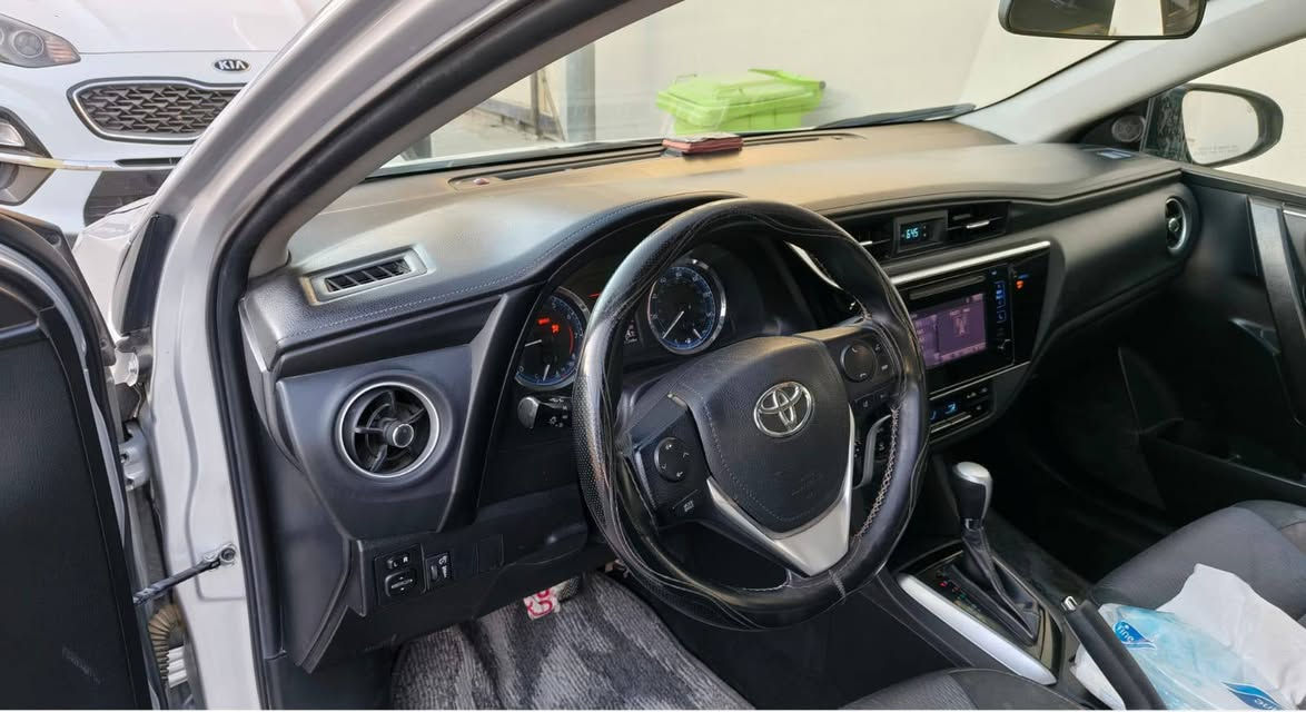 السلام عليكم ..
للبيع كورلا 2019 Le 
رقم نجف بأسمي ماشيه 110 الف 
مكينه 1800 وارد كندي سيارة نظيفة وحلوة مال جناي ...مكاني النجف
للتواصل : ‏‪***********‬‏
السعر  : 118 وبيهه مجال
