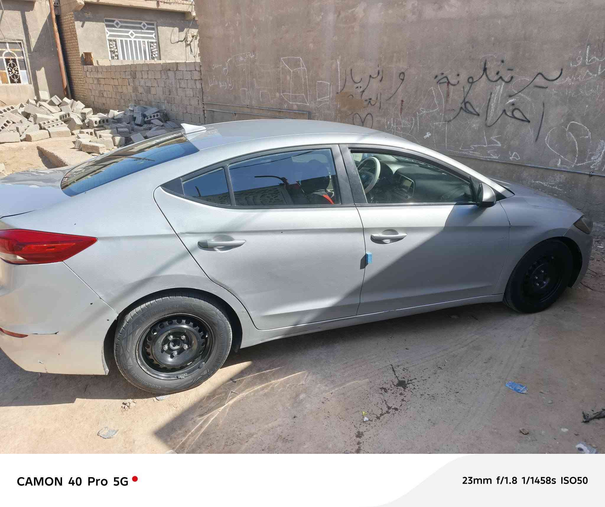 السلام عليكم النترا موديل 17 شكل ال18 رقم اربيل دولي بيه بنيد مبدل وقبق الجنطه فقط للمراوس اخوان خاص مااجاوب للاتصال*********** العنوان كربلاء
