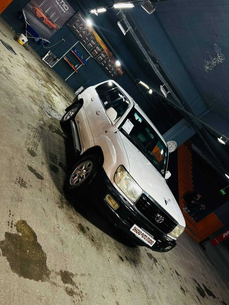 تــــــــەنــــــهـــــــا فـــرۆشــــــــــتـــــــــــن
TOYOTA LAND CRUISER
***********
***********
جۆری سەیارە/توێتا لاند کرۆزەر [مۆنیکا]
مـــــــۆدێـــــل/٢٠۰۱
سعری /٩٨$ وەرەقەو معامەلە
ئاڕمی بلاستیکی سلێمانی 
ئاڕم ئەوەلیات خرامە بەشەرت
ڕەنگ/سپی
جوار پارجا بویاخ بێناو گرتن
گێڕو مەکینەی بیلاد ٤.٥ بەخاخ
گێڕومەکینەی مەزبوت 
گێڕ عادی
دەبڵ ئەکسلی مەزبوت
مواسەفات سێڕوبع
وناوڕەساسی تەبریدو تەبرید مەرکەزی سەلاجە
شانو سەقفی شوشە
پێشو دوای بێ جرکە 
تاقمتایەو ویلی عادی لۆک 
کارەبای کامل مەزبوت 
جوار جام کارەبا 
ناوی جوان هەیکەلی نمونە 
ناو زەرد
سەیارەیەکی جوانوپاکو بێ مەسرەف
دەعامی بۆ دەعامی بەشەرتی فەحس

***********
***********
تــــەنــــــــهــــــــا بـــــــــۆ فــــــرۆشـــــــــتـــــــــن السليمانية, العراق
