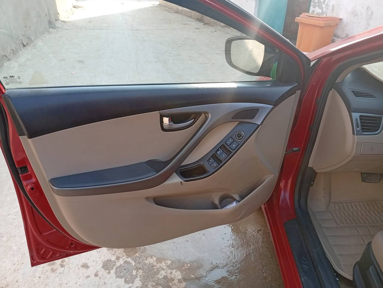 سلام عليكم عيوني سياره جديده بمعنه كلمه حلوه سياره كير مكينه تبريد صدر مكفولات بل كرتوان بيه بس باب سائق بيه باريد اقل شبر باقي كفاله عامه موديل 15 شراي يتصل وإني خادم للجميع السعر 125 وبيه مجال قليل للشراي مكاني بابل سياحي شراي يتصل وإني خادم ***********
