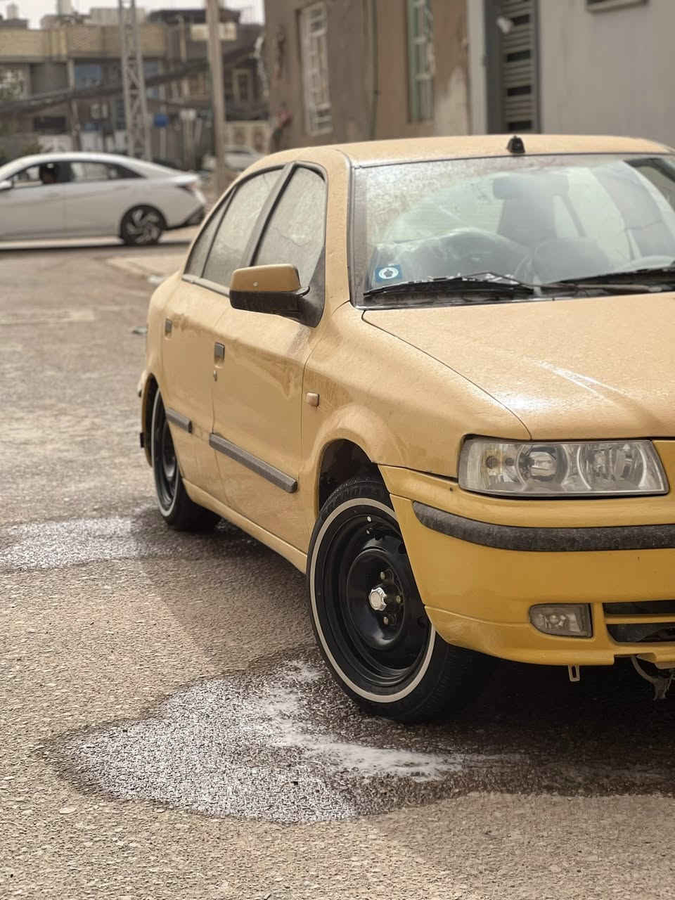 للبيع سمند مديل ١١ بيه بنيد وجوملغ والباقي كفاله مكينه كير جدد حداديه جديده سلف جديد تخم تاير رقم نكليزي بغداد مصفره هيه وغرامات سياره معايزه برغي المكان نجف السعر ٣٠ وبيه مجال وترهم مراوس ***********
