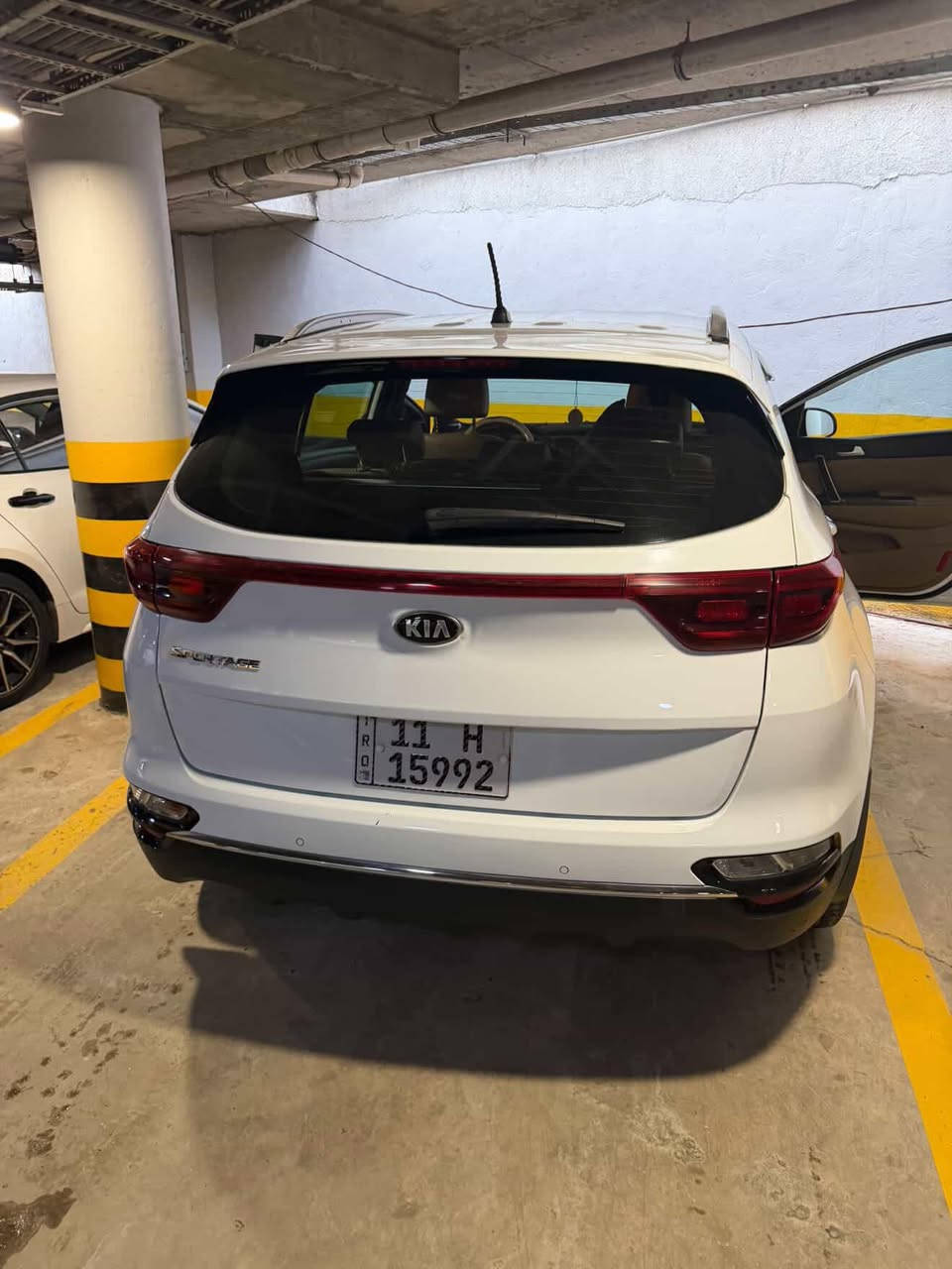 السلام عليكم
للبيع كيا سبورتج خليجي

 الموديل2019

سياره جديده مكفوله كفاله عامه عدا صبغ بالباب اثر شخوط

ونص فول الشركه الدولية

 رقم بغداد نكليزي بسمي 

تخم تاير قبل شهر شاده 

سياره كامله بدون نقص ابد متعوب عليها 

وتجي تفحص وين ما يعجبك 

وسونار مرفق بل منشور

السعر١٨٨ وبيه مجال حك الجيه 

مكاني بغداد 

الاستفسار***********
