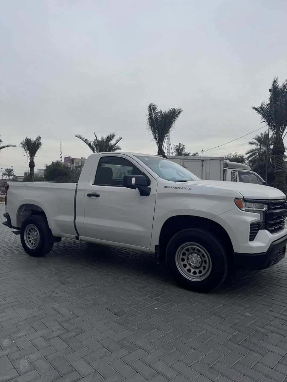 اسلام عليكم للبيع  سلفرادو موديل 2023  رقم. بغداد. بسمي. تحويل. مباشر. سنويه.  أمريكي. حادث موجود بل صور  فقط كفاله من دواخل وشواصي كفاله المرغوب حجم المحرك 4700 تيربو الموصفات قياده سياقه ذاتيه تحديد مسار مثبت سرعه وبعد هواي. بيه. موصفات السعر (210) وبيه مجال. الستفسار اتصل***********
مكاني بغداد
