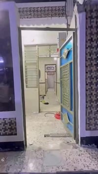 مشتمل للبيع المساحة 55 متر طابق ونص السعر 34 مليون العنوان مدينة الصدر...