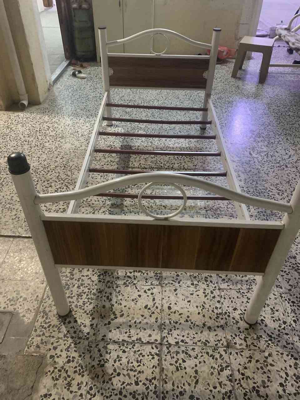 هەولێر سیسەم لۆ فرۆشتن درێژی ٢مەتر پانی ٩٤سانتیم زۆر خاوێنە 
سەعر ٥٠،٠٠٠پەنجا هەزار


**إذا كنت صاحب هذا الإعلان وتريد حذفه لأي سبب، رجاءا أرسل رسالة إلى الدعم الفني**