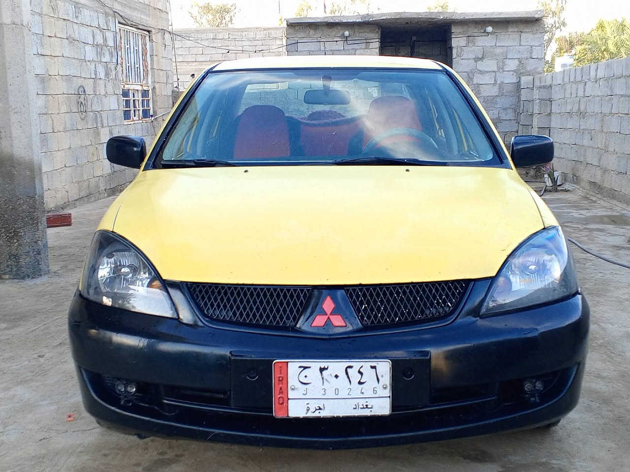 السلام عليكم
لانسر للبيع 2010
السيارة جاهزة كير محرك 
خير من الله تبريد ثلج تدفة شغالةحدادية خير من الله 
غرفت السيارة حلو السيار ة جاهرة كبل للشارع 
الضرر. بل براكتة الخلفية 
السعر63وبيها مجال
للستفسار اتصال على الرقم 
***********
مكان ديالى سراجق
