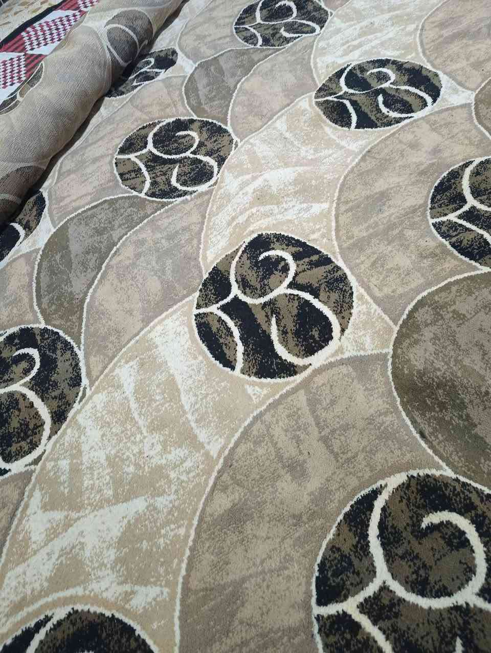 طباخ حيل نضيف السعر 175- كاربت قياس اربعه ونص في خمسه ونص شرط النضافه السعر 50- سلم كهرباء السعر 40- كشر قنينه عراقي السعر 40- ابواب المنيوم عدد اثنين سعرهم 125- باب كراج حيل نضيف السعر 150- الشراي يتصل ***********-‏‪0750 791 3697‬‏ وادي حجر
