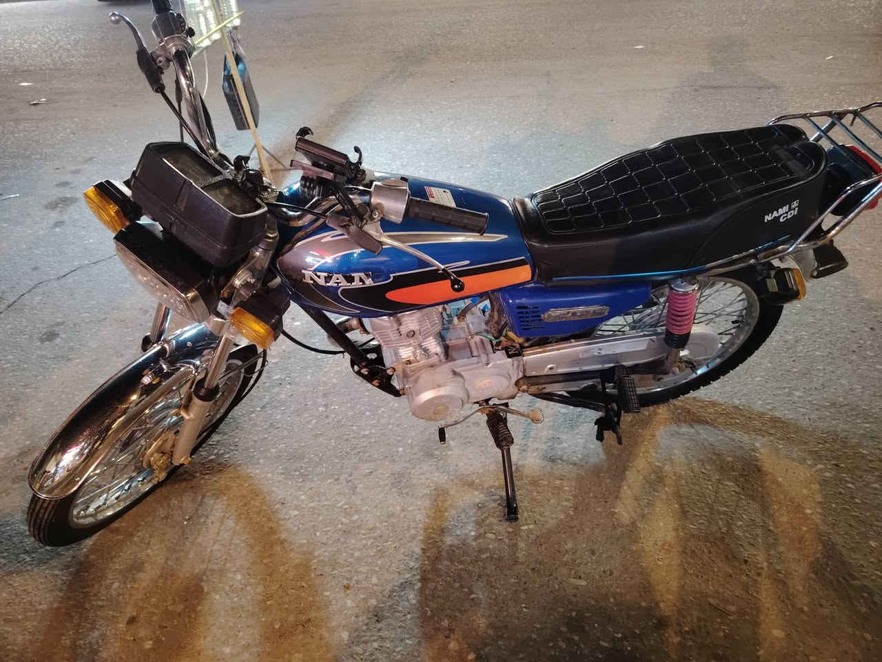 السلام عليكم دراجه نامه للبيع اوراق وصل السعر ٦٥٠ وبيها مجال قليل عنوان ميسان حي الجامعي ما متواجد ب الفيس رقم الهاتف ***********
