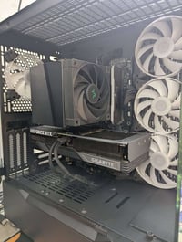 RTX 4070 • رايزن 5800X • NVMe 1TB
