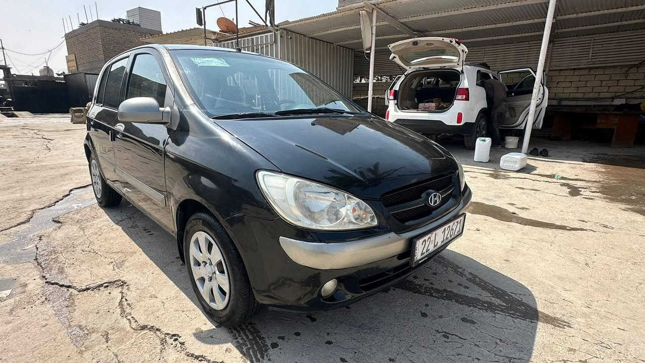 سلام عليكم هونداي جيجز موديل 2009كير اوتو مكينه 1600السياره جاهزه مابيه اي نقص كير مكينه حداديه مكفوله كفاله عامه ماعده شويه البنيد مصبوغ والباقي كفاله السعر 64 مكان الديوانيه رقمي ***********
