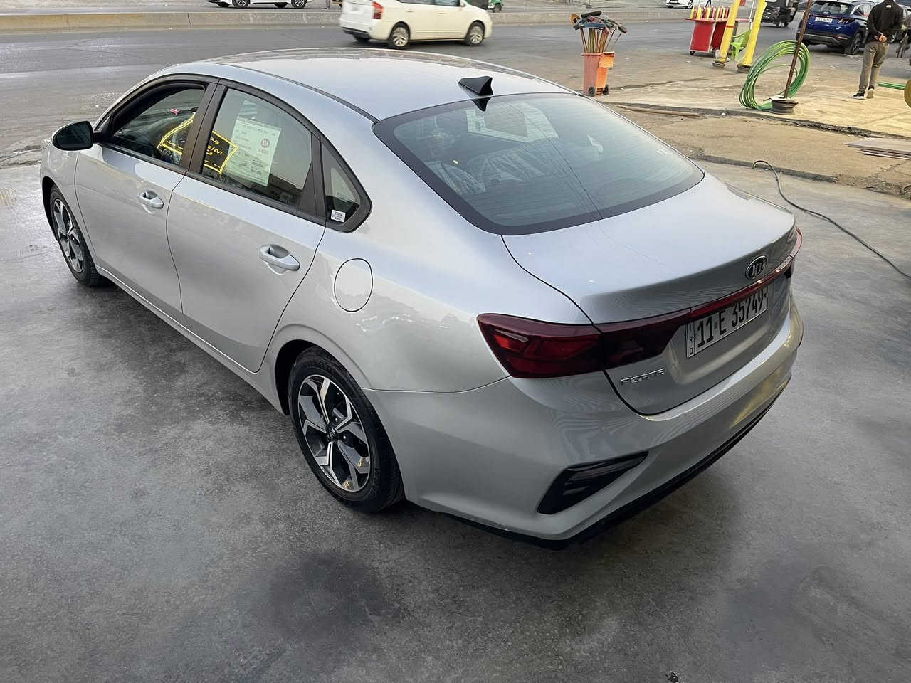 كيه فورتي 2021 مواصفات تحكمات ستيرن شاشه نفكيشن ويلكب لد عدسه  ابلوجكترات داخل اسود شباك نيكل 3 انضمه قياده رادار جانبي امامي   رقم جديد هزه جديده بسمي حادث جاملغين وبنيد وباب الصدر وراجعات نفسهن ولا قطعه تبديل لغد شاصي  كفاله ومكاني شهداء السيديه الستفسار *********** ولسياره شوفت عينك نصبه  جديده بمعنه الكلمه وعله ايدي  كير محرك برغي ما مفتوح بيه عله وضع الشركه  السعر 123 وبيه مجال
