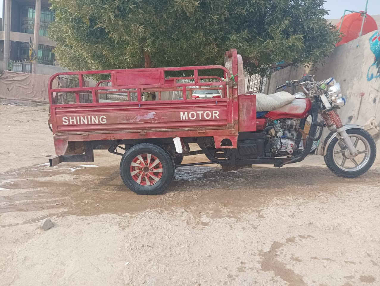 ستوته للبيع موديل 2016 بيه لحيم تقويه سعر مليون قفل0771022496 وتساب


**إذا كنت صاحب هذا الإعلان وتريد حذفه لأي سبب، رجاءا أرسل رسالة إلى الدعم الفني**