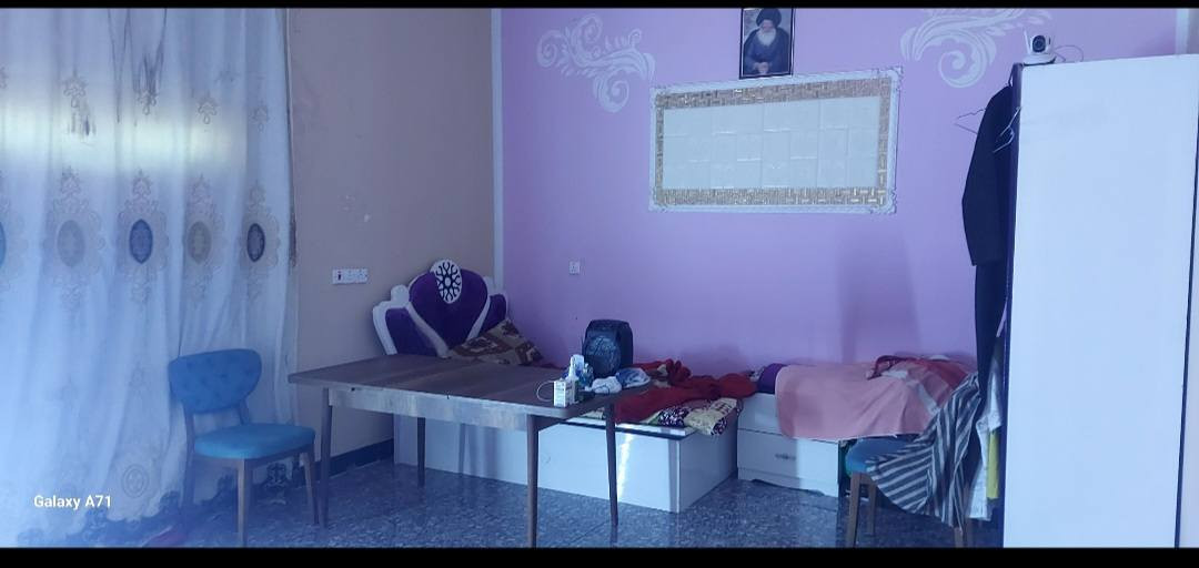 بيت زراعي للبيع + قطعه مساحه 700م طريق سوق فضليه  ال محينه شارع  مدرسه الامام الباقر. قرب المولد  بناء حديث
بيه غرفتين وديوانيه ومطبخ مع صحيات داخليه أو خارجي بناء ابيت 300م سعر 60 للستفسار ***********
