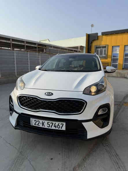 السلام عليكم 
للبيع 
كيا سبورتج 2020خليجي 
فول مواصفات معروفه حته بنراما 
مكفوله كفاله عامه بدون نقص بدون ملاحضات 
رقم أربيل تريد وكاله تريد تحويل 
ماشيه 90 الف 

السعر 210 وبيها مجال 

هاتف ***********
