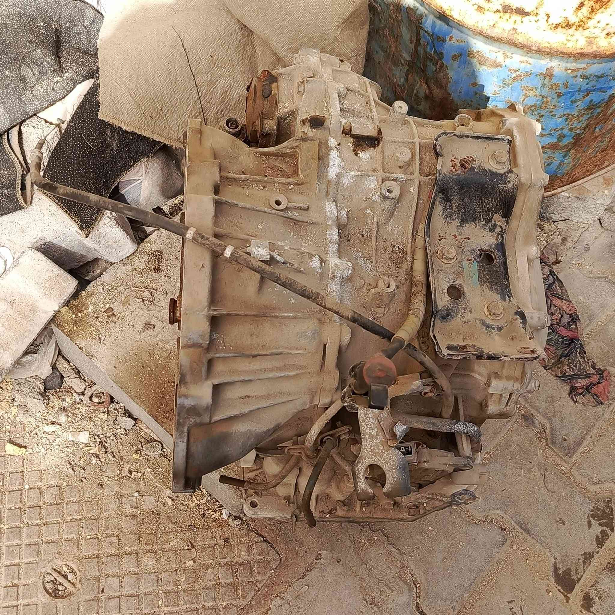 سلام عليكم مكينه كورلاه 1800 بيه خيط بخار وكير مكفول مع تفرعات دكشن بارد ومسطره ونزلات سعر 600 وبيه مجال رقم هاتف *********** المكان الكوت مركز المدينه
