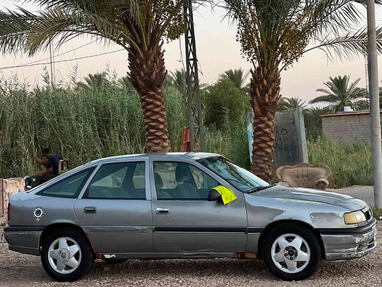 السلام عليكم
اوبل فكترا جلاق موديل94 بلاديه لا ضربه لا صبغ مكينه وكير وحداديه جدد السيارة رقم كربلاء وبأسمي شرط التحويل 

السعر 33 وبيها مجال // ***********
