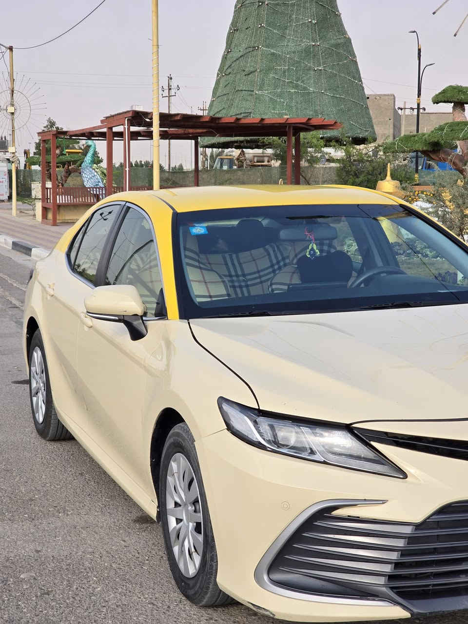 السلام عليكم
كامري هايبرد موديل 2024 اصل للبيع
سيارة رقم بصرة بأسمي مكانها بالبصرة 
مكفولة من المحرك  والگير والبطارية على الوضع البلادي شغاله
حادثها جاملغ ايسر وبنيد ما مبدل شي الراديترات بلادية
مكفولة من اي نقص شغل وطلع وين ما تريد
السياره للبيع فقط نقداً اعتذر عن المراوس او الاقساط
السعر 155 وبيها مجال بسيط.  ***********
