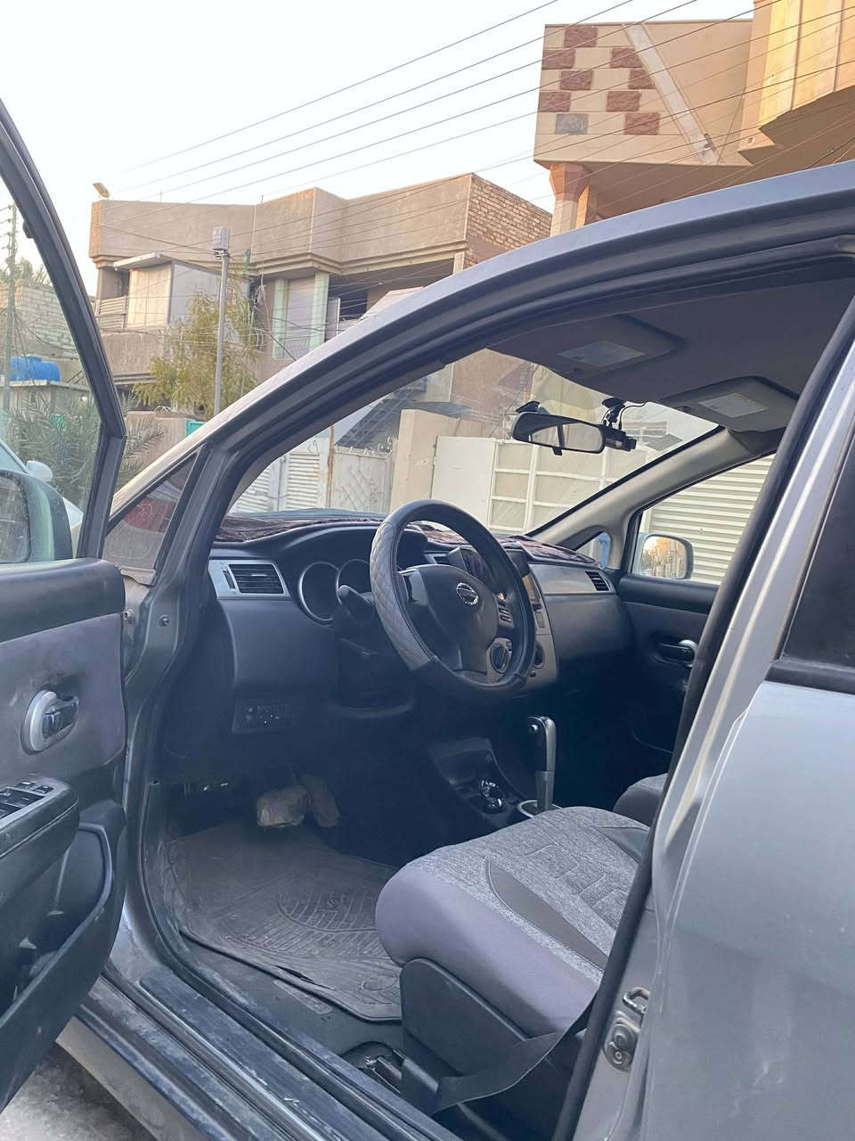 نيسان فيرسا ٢٠٠٩ بأسمي هزه جديده سنويه بأسمي بغداد كير ومحرك وتبريد مكفول سياره جاهزه السعر ٧٢ للاتصال ***********
