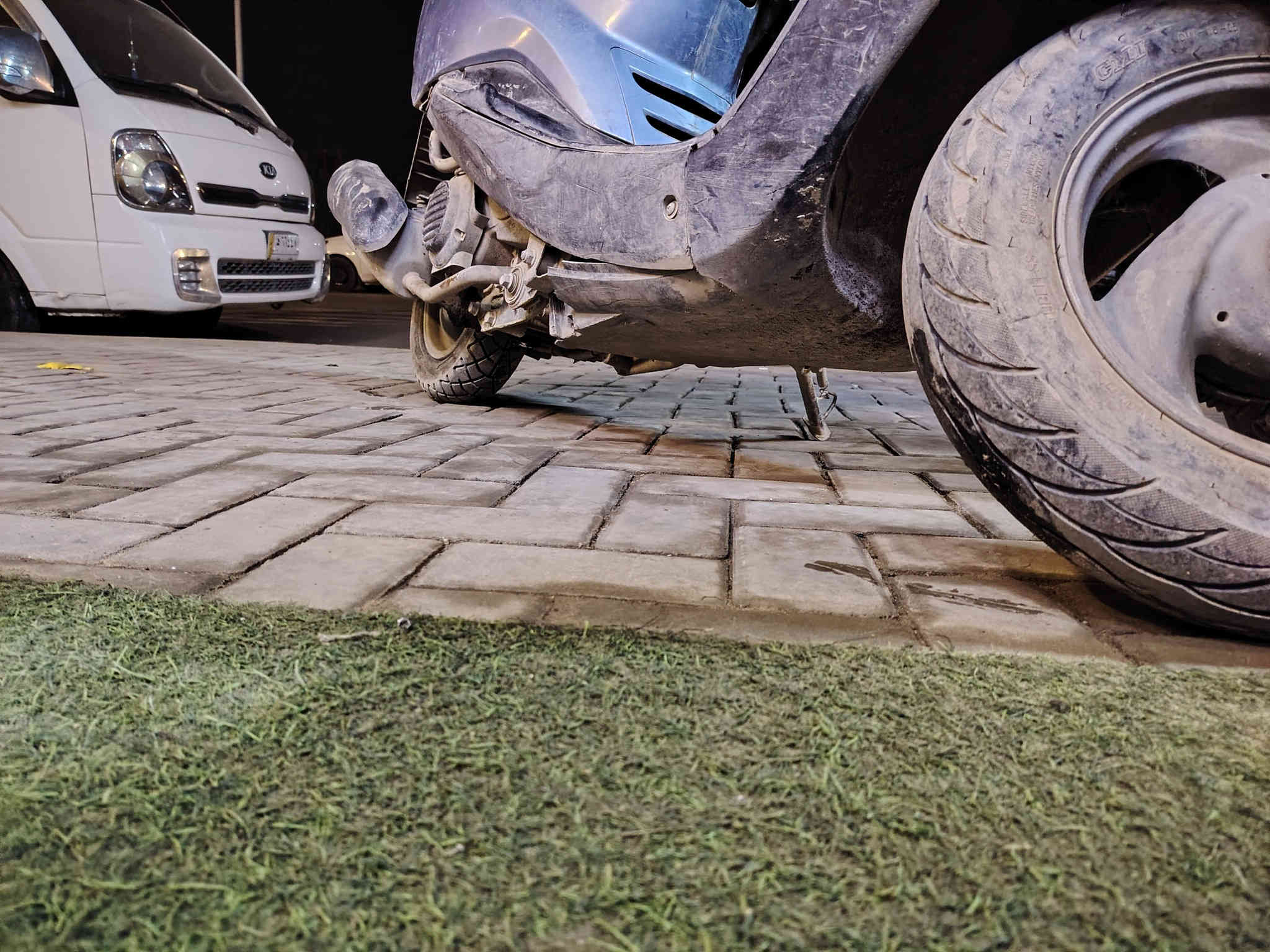 السلام عليكم
دراجة بريز للبيع فقط 
دراجة كفرات بلادية ختم واحد 
مكاتبة المعرض موجودة 
دراجة يرادلهة ترتيب مجفتة مرة وحدة 
سعر الدراجة  400 الف و بيها مجال للشرايا
ملاحضة كفرات الدراجة بلادي +كابريتر بلادي 
تشتغل سلف هندر بس بيها تاخير

***********
