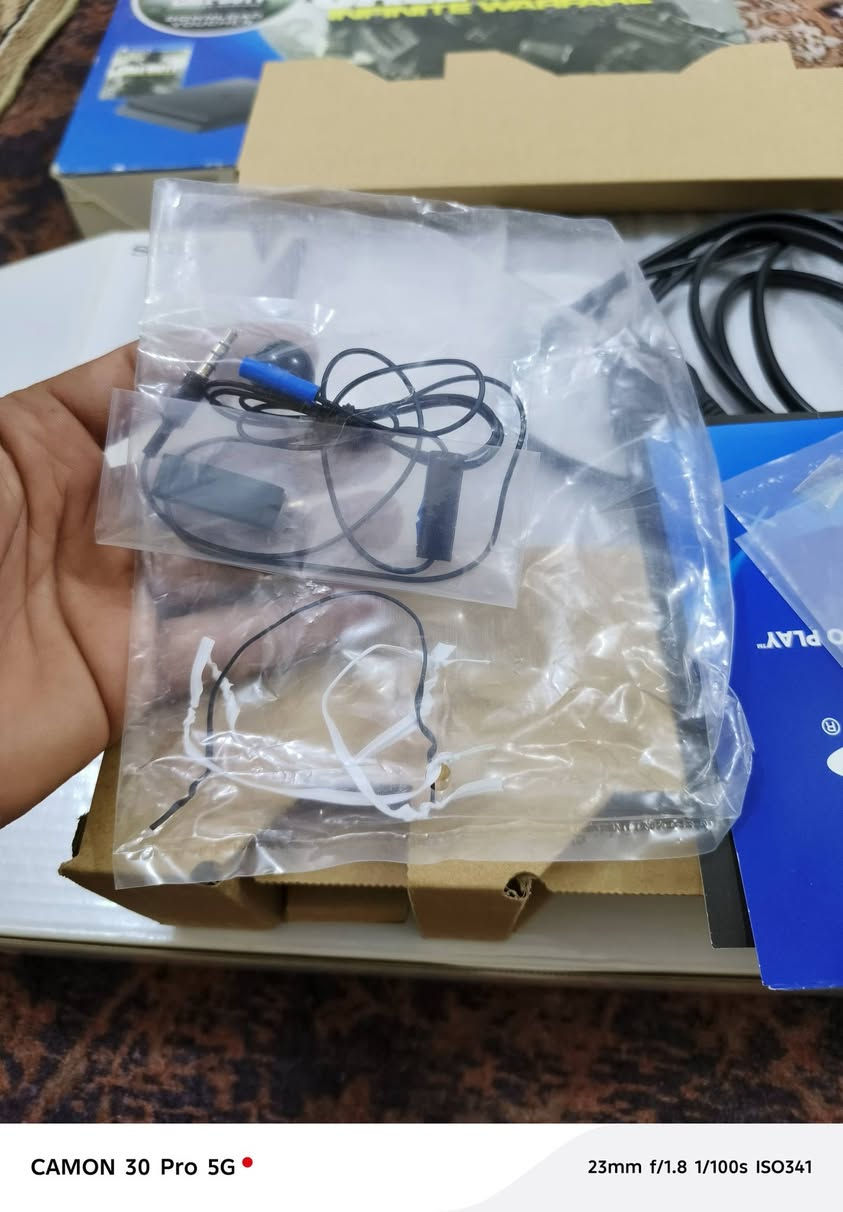 شباب بلاي 4 للبيع الاصلي رقم واحد امريكي غراضه كلها الاصليه كيبلات حتى السيم مل الكبل موجود سماعه مالته الاصليه ما مفتوحه ولا مشدوده بالجهاز والجهاز نظيف نسخه 2018 لهذا يومكم لاعب بيه لعبتين وضامه دافنه  للستفسار  ماسنجر ما مهكره اون لاين


**إذا كنت صاحب هذا الإعلان وتريد حذفه لأي سبب، رجاءا أرسل رسالة إلى الدعم الفني**