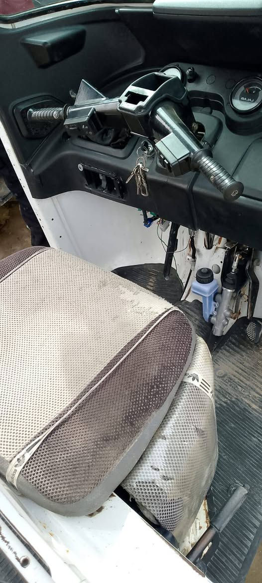 سلام عليكم موديل 21 رقم وسنويه انكليزي 
تكتك غير من الله مكينه اكسل خير من الله تكتك تجي وتكلب وتاخذ ب 6500 وبيهه مجال  بصيط  ***********
