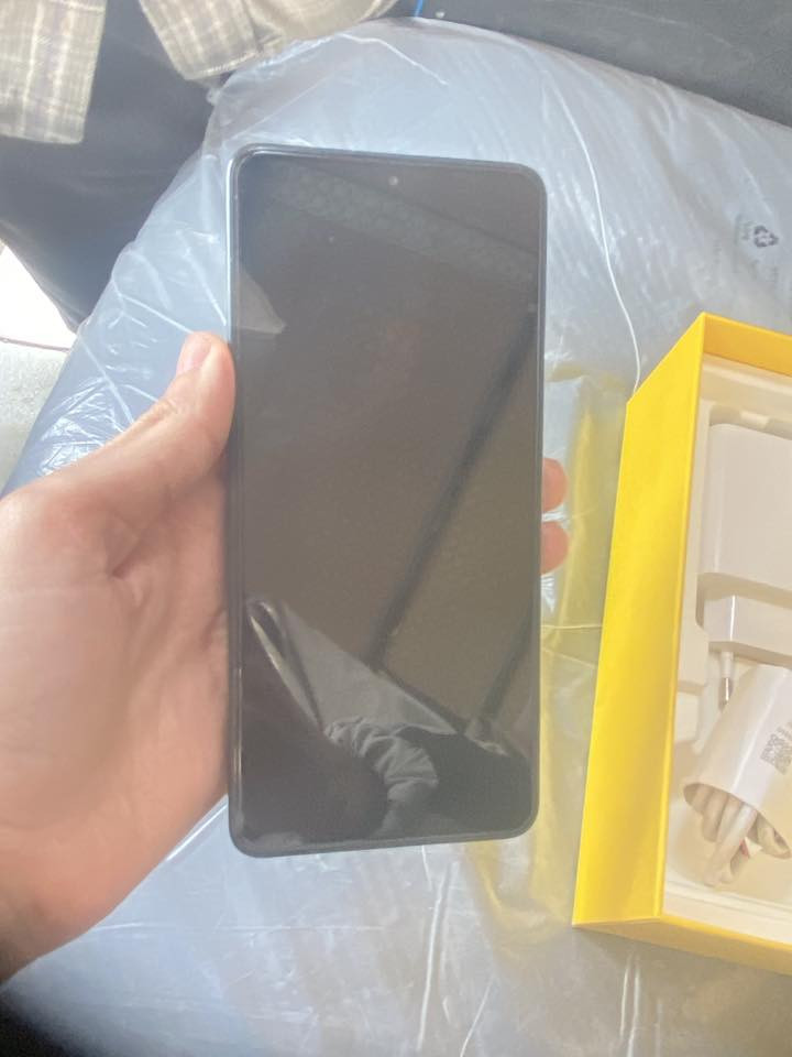 ‏سلام عليكم يوكو x7 pro ذاكر512 جهاز نظيف
‏عنواني بغداد الدورة  ‏سعر الجهاز 340 ‏هذا رقم تلفوني  ***********￼￼￼
