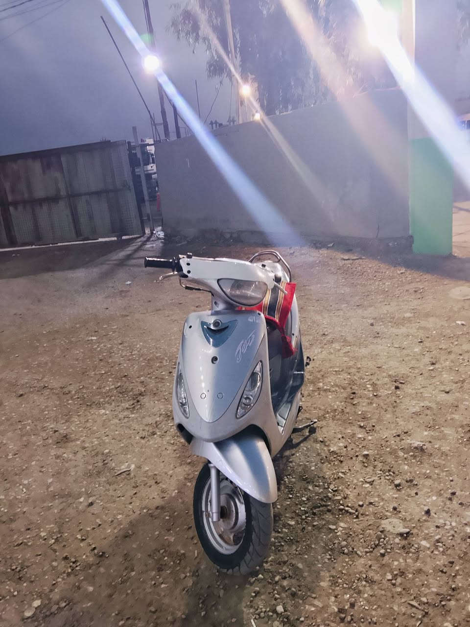 سلام عليكم  بيع مستعجل 
ماكس منغولي  كفاله عمامه محرك برغي مامفتوح 

جيب فتير وتعال افحص كهربائيات شغالله من ولطول الطول 

دراجه مال. ربه علئ ايدي ختم واحد كفرات ابلادي تايرات جديد  بنزات وره كدام شغاله مكان الدراجه بابل حله ابو غرق 
السعر 550
هاذ رقمي‏‪0787 059 9423‬‏
