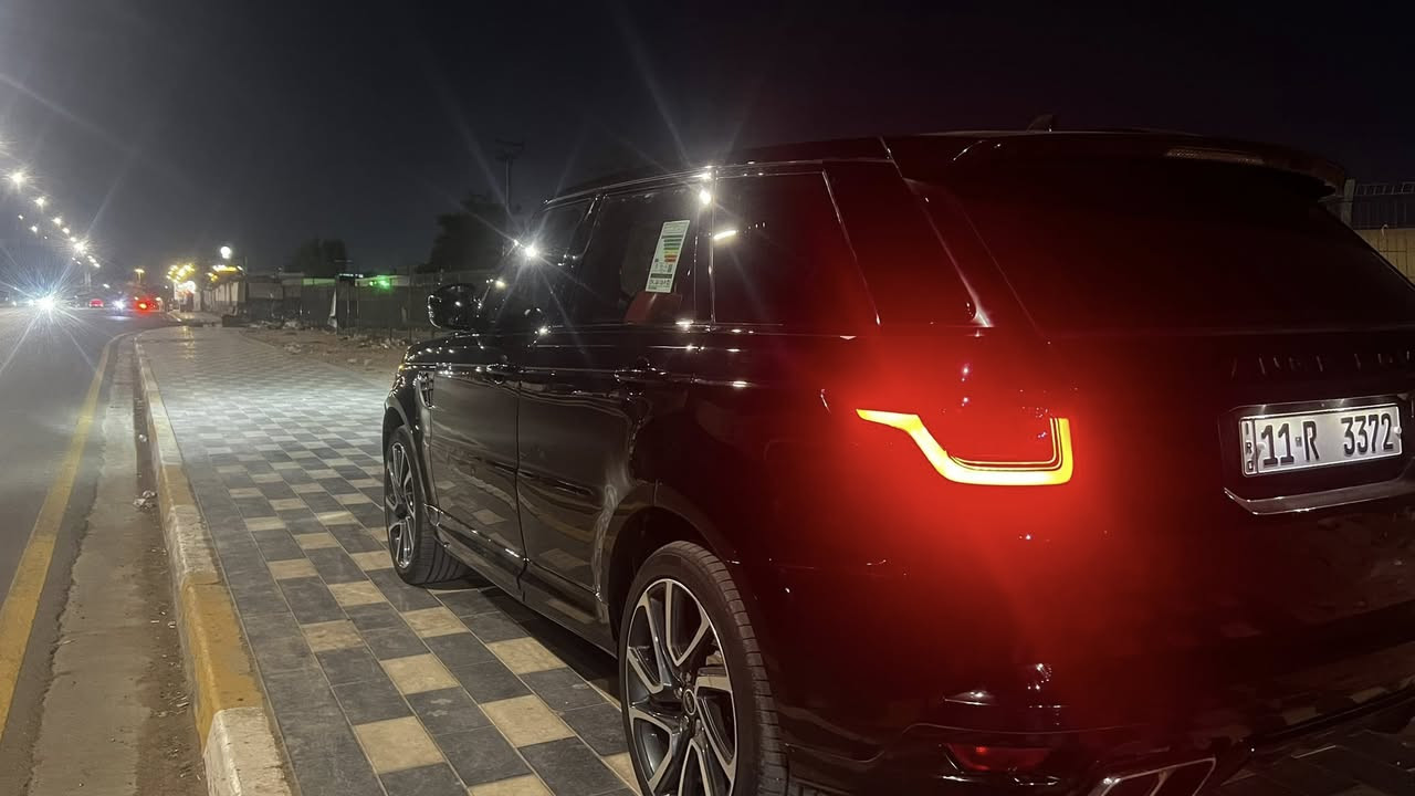 السلام عليكم رانج روفر SVR رقم مميز وباسمي وتحويل ثاني يوم موديل 2015 بيع أو مراوس حسب القناعه أي استفسار اتصل على هذا الرقم ***********
