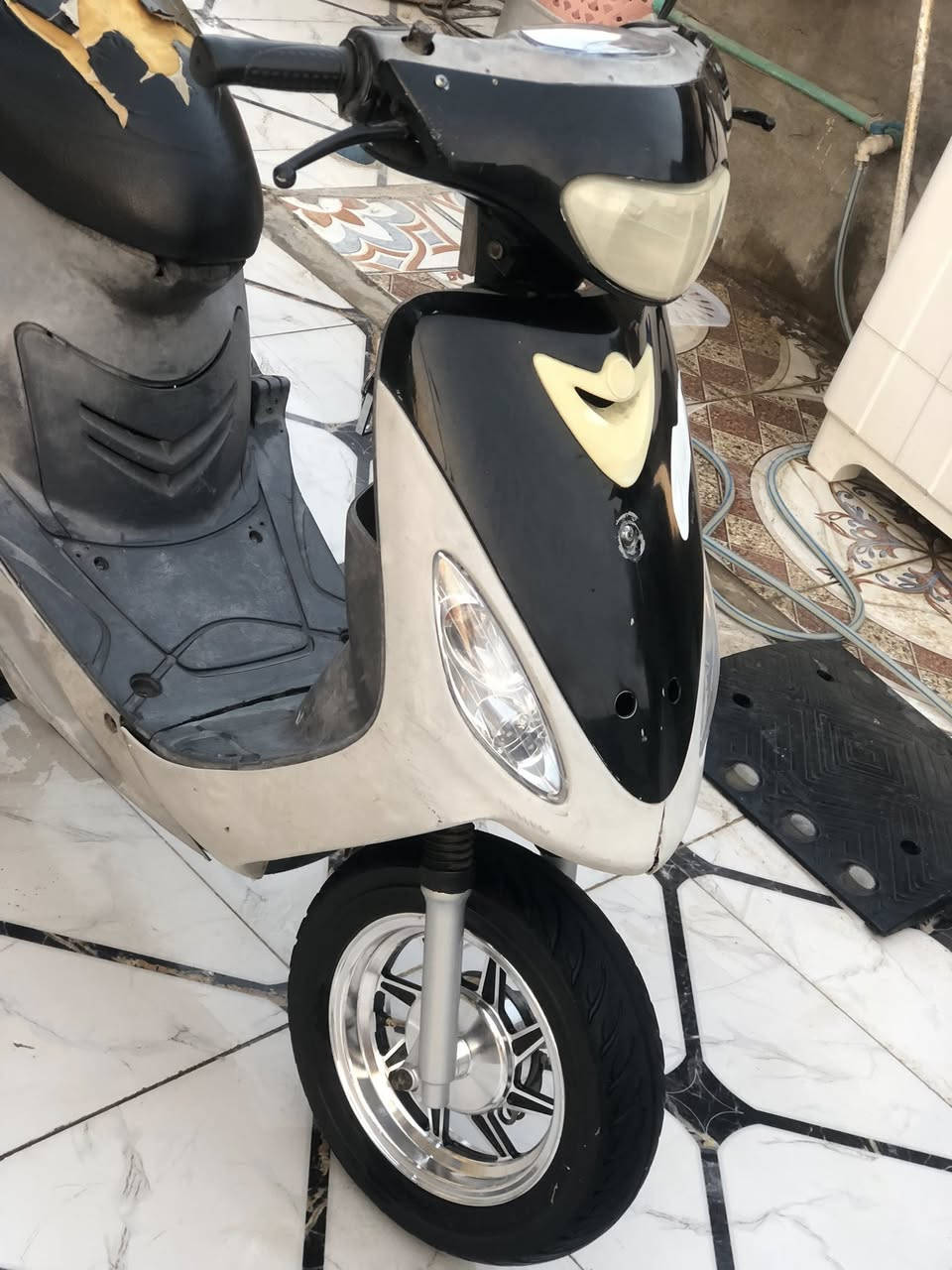 سلام عليكم ماكس قجمه مفتوحه مره وحده كلشي شغال سلف باتري طايح اشاير صطاب خلفي سكنات ويلات نجمه خير من الله دراجه لا تنقيص ولا تبخير ***********مكاني كرنه ثغر يم ملعب 11سعر خاص
