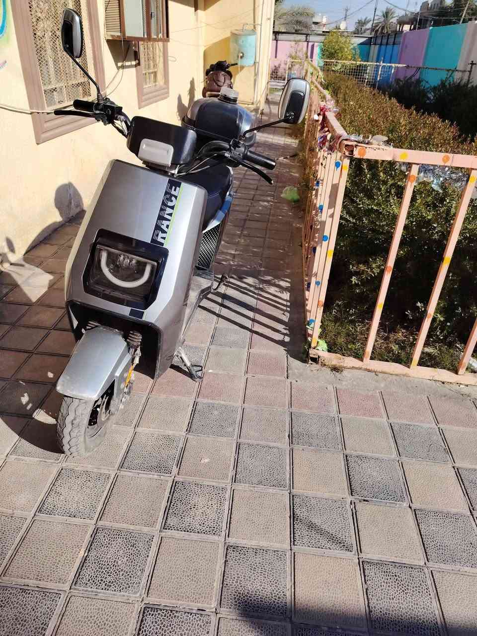 دراجه رانج للبيع ٦ بطاريات ملف نحاس بطاريات اخت الجديده مو جديده ركزو نضافه الكشر 95 ٪ كل كهرباياتها شغاله اشاير ضوه بريك ضوه امامي خلفي كلها لد السعر 500 بدون عمله

*********** بي واتساب
