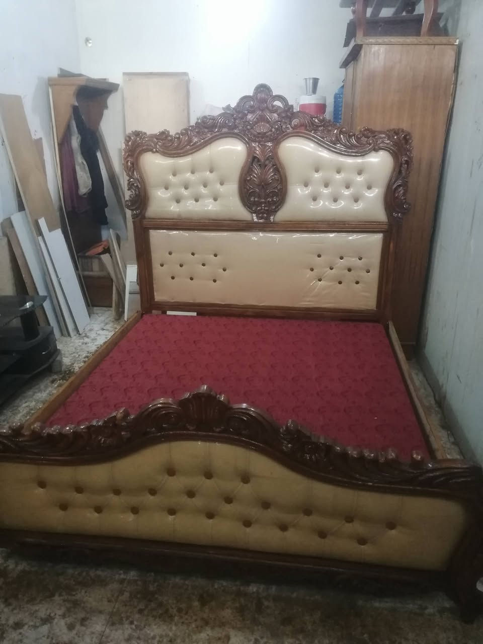 السلام عليكم
جربايه خشب مصري نقش نفرين الصوميه مضبوطه
السعر ٩٠
المكان الكريعات مقابل مطعم البلام العائلي
موبايل ***********
ملاحظه لانرد على التعليقات فقط الاتصال
