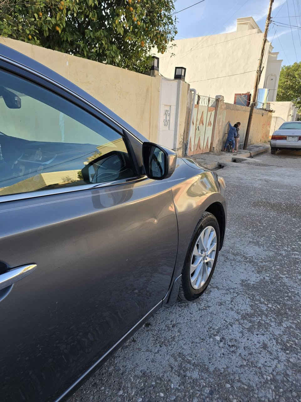 السلام عليكم 
نيسان سنترا موديل 2018 SV 
ماشية 110 Mil 
رقم بغداد الدولي بسمي سنويه وهزه ورقم جديد 
 مكينه وكير كفاله سياره نظيفة بمعنى الكلمة
 منظومة زنون
تبريد ثلج / تدفئة 
منظومة داش كام 
ضرر قطعتين يحتاج صبغ 
وضرر امريكا موجود بالمنشور 
مكان طوز خورماتو
 🏦السعر 110 وبيه مجال 
***********
