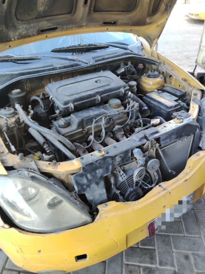 مجموعة من السايبا
خربطة رون - محرك غير مستقر - سحب ضعيف
تم الفحص والبرمجة مع التصليح واصبحت تمام
#مصطفى_فحص_وبرمجة
#ورشة_المهندس_مصطفى_لصيانة_السيارات
- بلكات - نوزلات - مجاول - فيتبم - فلتر بنزين 
- فحص وبرمجة وصيانة السيارات بالكمبيوتر
- تبديل زيت المحرك مع الفلاتر
- تبديل هيدروليك كير وتورباين بالجهاز 
المشتل - الشارع العام - قبل تقاطع الاجراس


**إذا كنت صاحب هذا الإعلان وتريد حذفه لأي سبب، رجاءا أرسل رسالة إلى الدعم الفني**