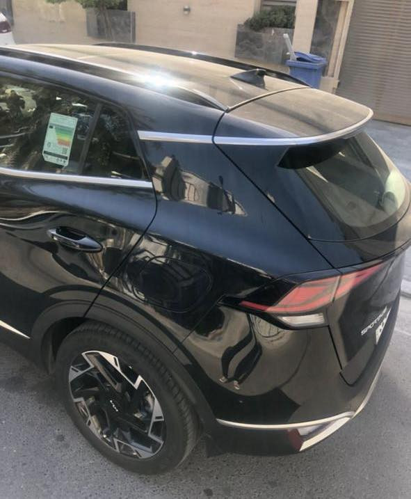 السلام عليكم ‭
سبورتج  2023  خليجي فول /1/1
بصمة بنوراما تشغيل عن بعد شفتات 
جنطة كهرباء كشنات كهرباء 
ماشية 22 الف حقيقي 
ضمان شركة نم شارع 100 
مكفولة من الصبغ والبارد رقم اربيل بسمي 
تحويل مباشر مكان السيارة بغداد
السعر 235
 اتصال /***********
اي استفسار اتصال ع الرقم .
