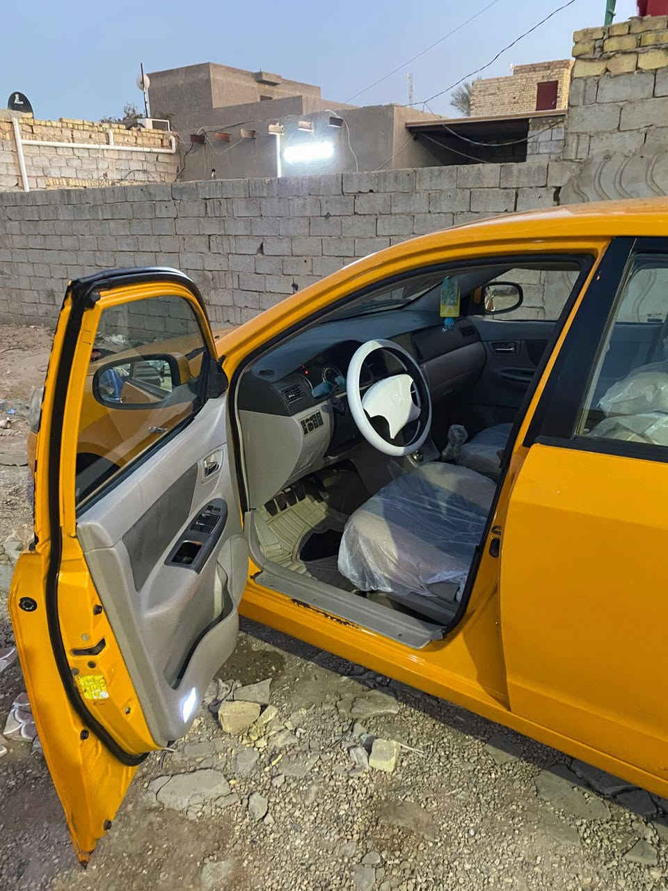 اسلام عليكم جيلي موبل موديل 2013 سياره جاهزه من كلشي تبريد تدفه مكينه كير حداديه تخم تاير جاهز مصفره هيئه وغرامه السعر 55 وبيها مجال قليل للسفسار اكثر الاتصال بل رقم*********** العنوان الديوانيه
